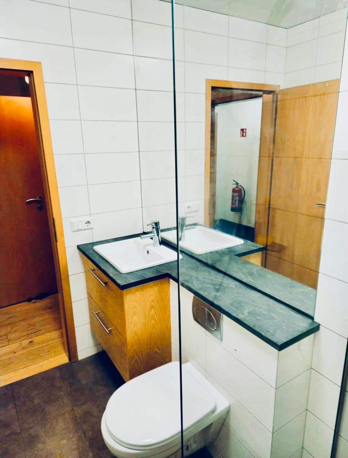 G10 Apartments 阿克雷里 外观 照片